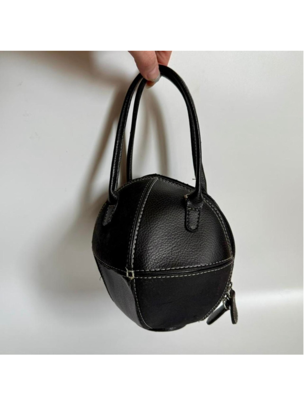 Vintage Y2K Black Leather Mini Ball Bag Purse